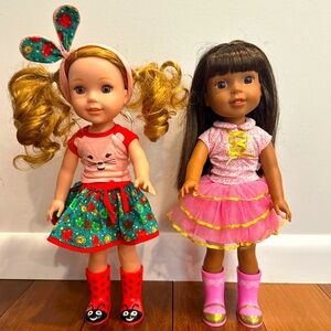 Wellie Wishers Willa & Ashlyn + huge collection of accessories American Girl set